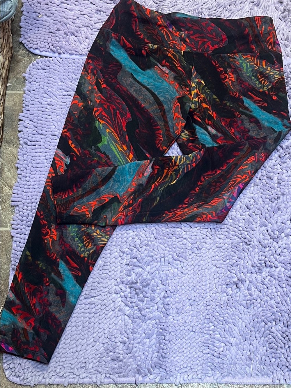 Soft Surroundings Women’s Yoga Leggings with Red and Teal Swirl Print